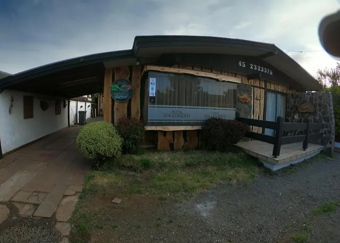 Los GuindosHostal